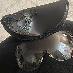 Classic Versace sunglasses Gray